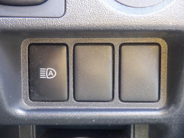 0709200A30260518W00216.jpg
