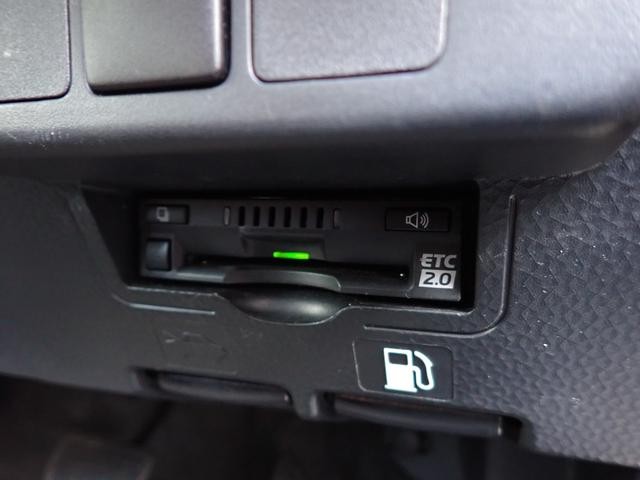 0540305A30261010W00217.jpg