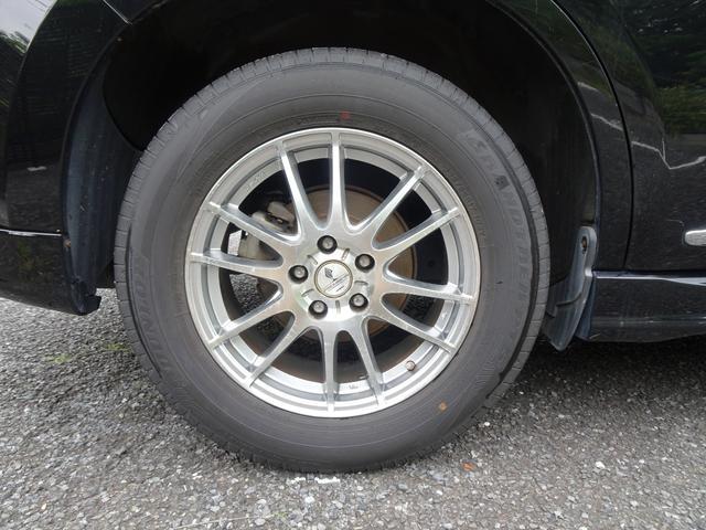 0541457A30260531W00113.jpg