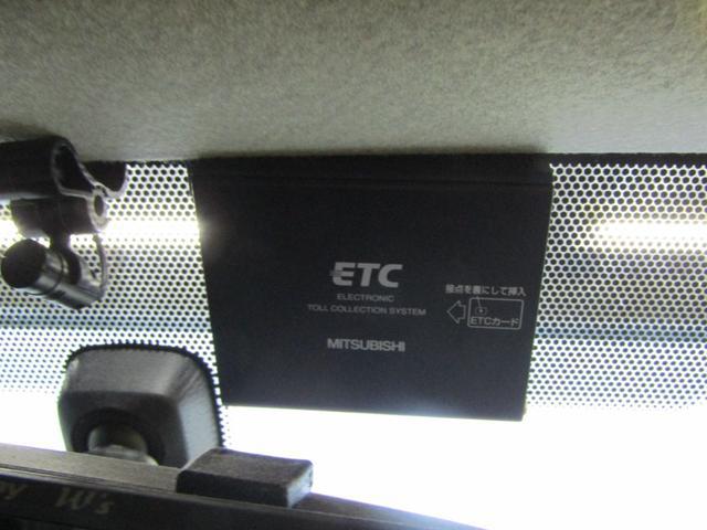0560837A30260415W00317.jpg
