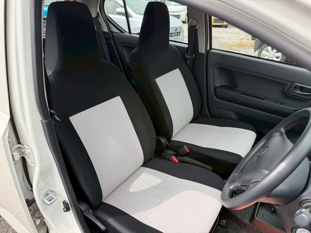 0404507A30260502W00203.jpg