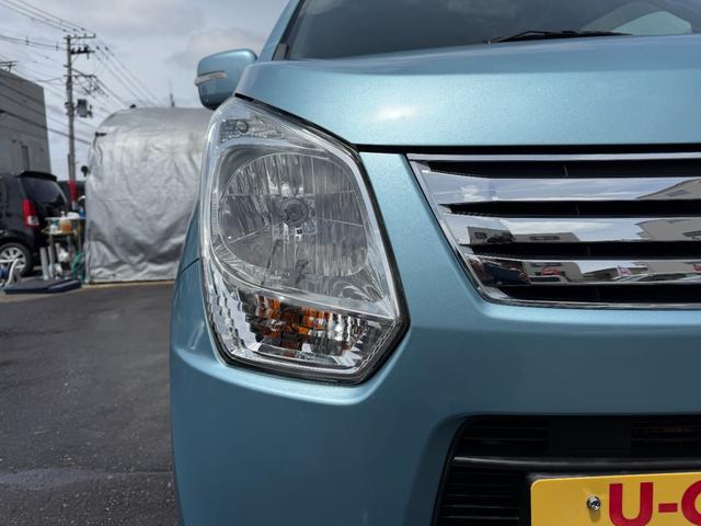 0903713A30260529W00114.jpg