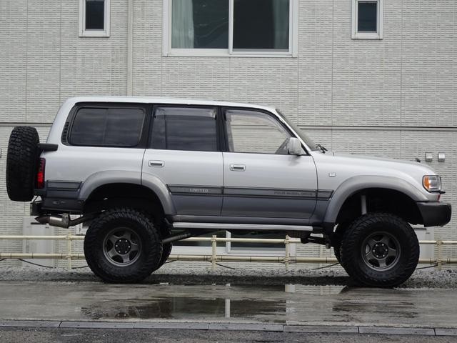 0903712A30260911W00104.jpg