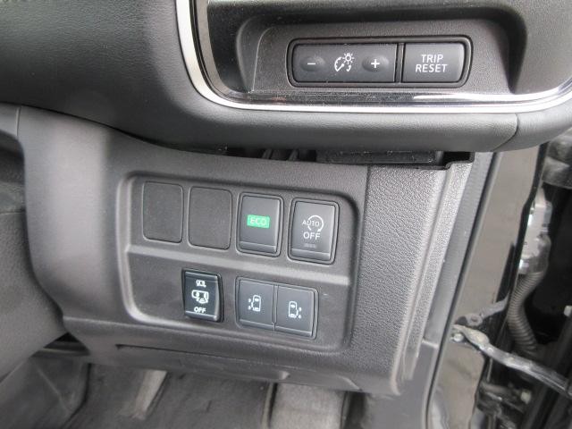 0700145A30260424W00117.jpg