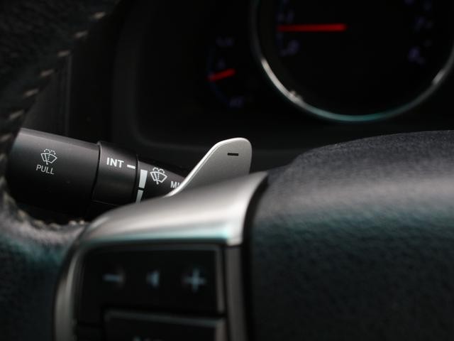 0520046A30260913W00715.jpg