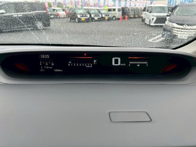 0504129A30260629W00302.jpg