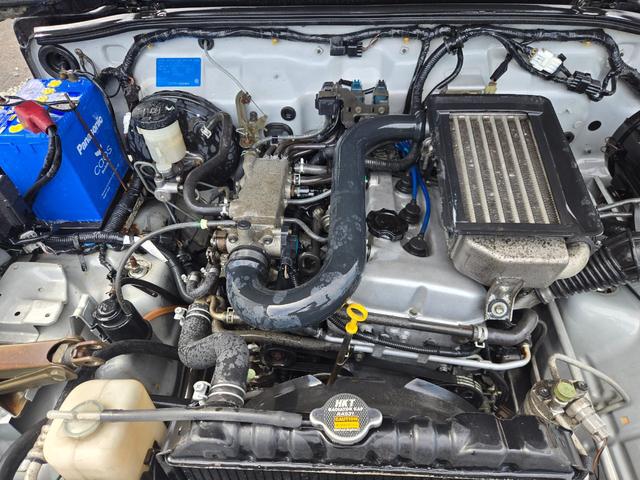 1120002A30260606W00116.jpg