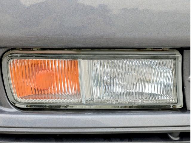 0541823A30251012W00416.jpg