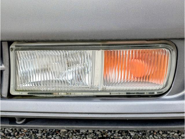 0541823A30251012W00418.jpg