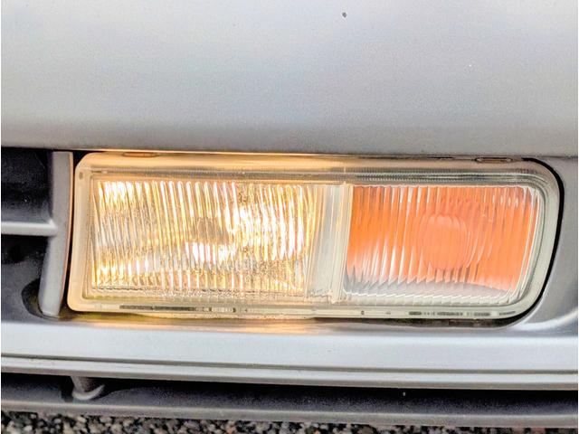 0541823A30251012W00419.jpg