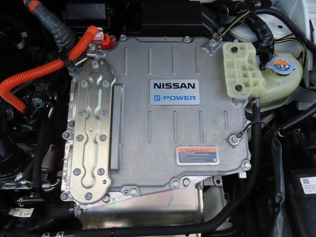0541039A30260808W00318.jpg