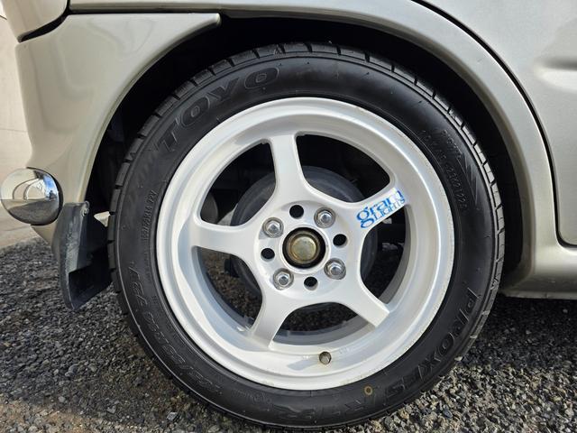 0541792A30260307W00113.jpg