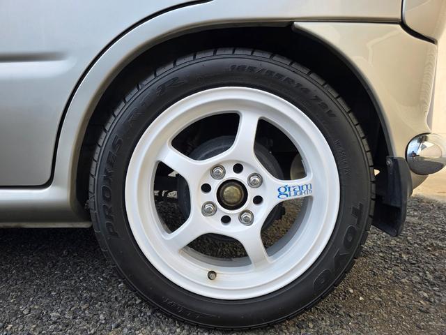 0541792A30260307W00115.jpg