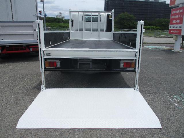 407dd5cbe6cf6ba3b7b33c7675978a84.jpg