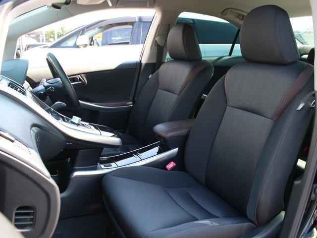 0520046A30261003W00605.jpg