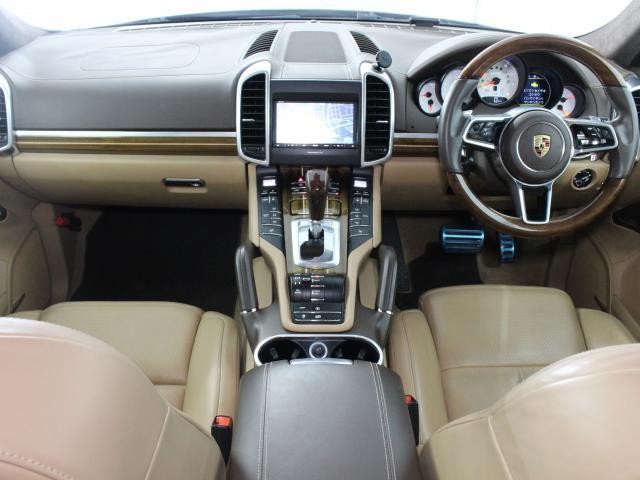 25081088_carP_l_3.jpg