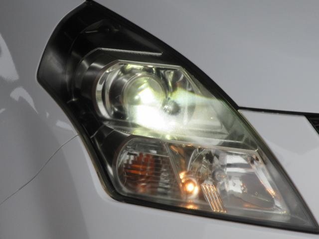 0551867A30260829W00203.jpg