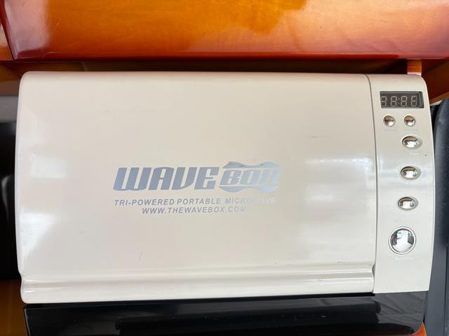 0404072A30260902W00112.jpg