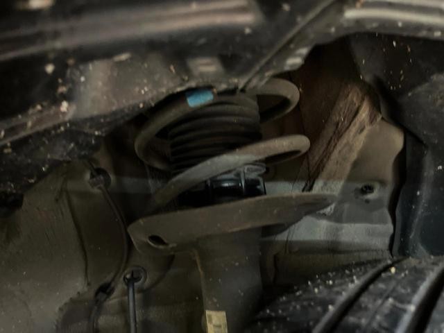 26105671_carP_l_20.jpg