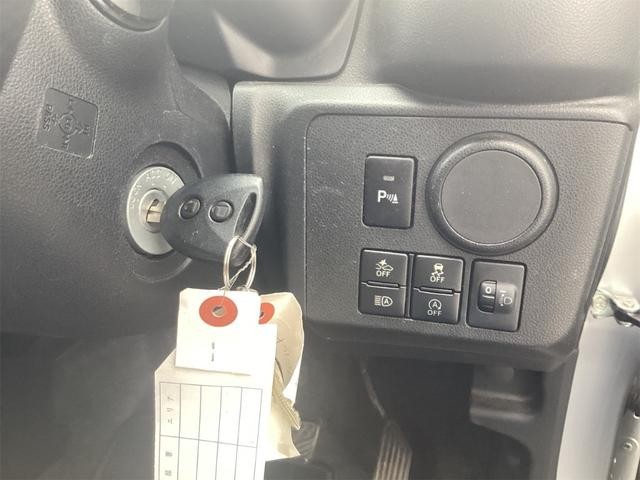 0208769A30261021W00107.jpg