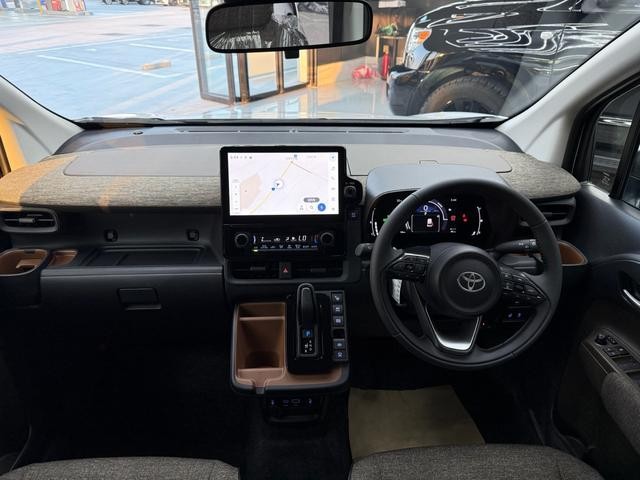 0404241A30260821W00303.jpg