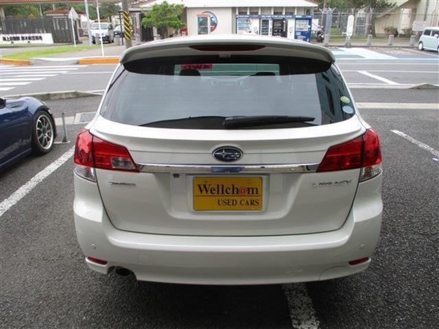 0510859A30260611W01309.jpg