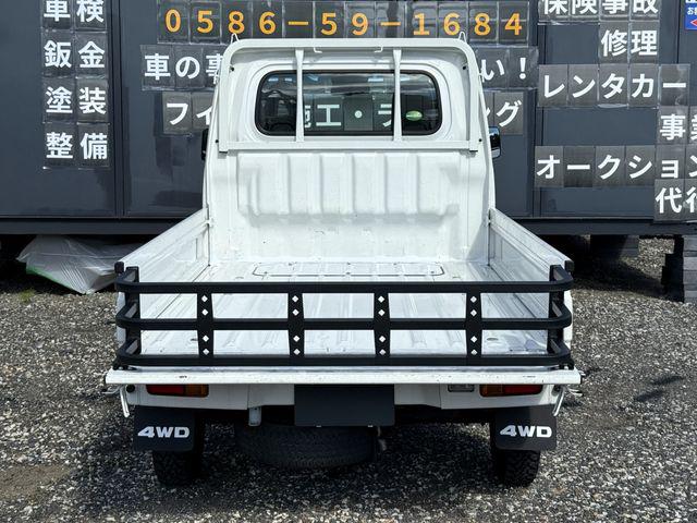 2f11dcc0323bf4d636a92e81c45f7651.jpg