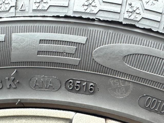 1157782A30260901W00115.jpg
