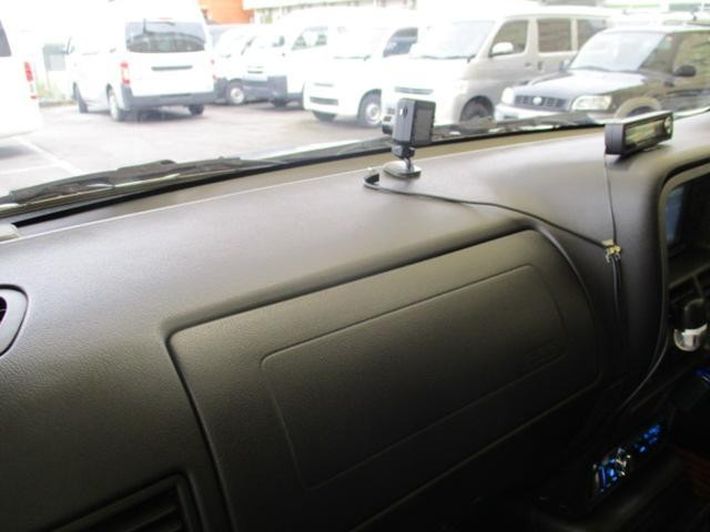 0205183A20260919W00115.jpg