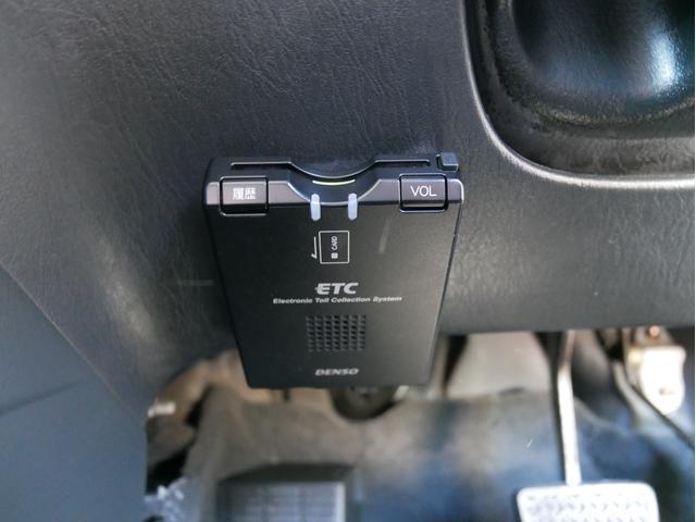 0540871A30260530W00112.jpg