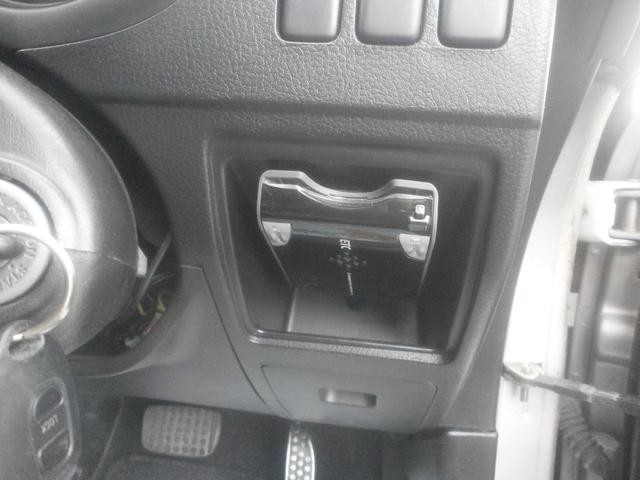 0300242A30260914W00113.jpg