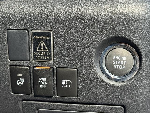 0204276A30261011W00117.jpg