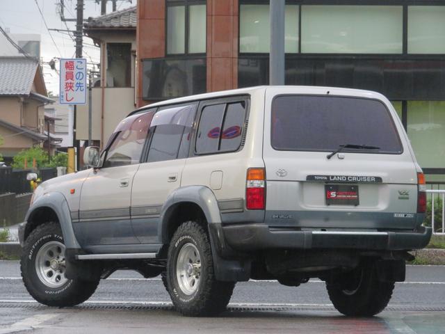 0506994A30260627W00110.jpg