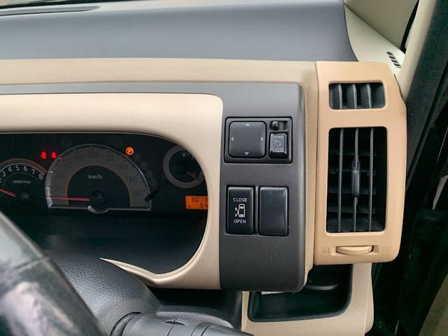 0803993A30230713W00519.jpg