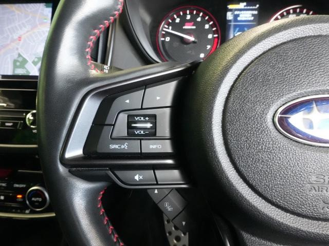 0505197A30261022W00217.jpg