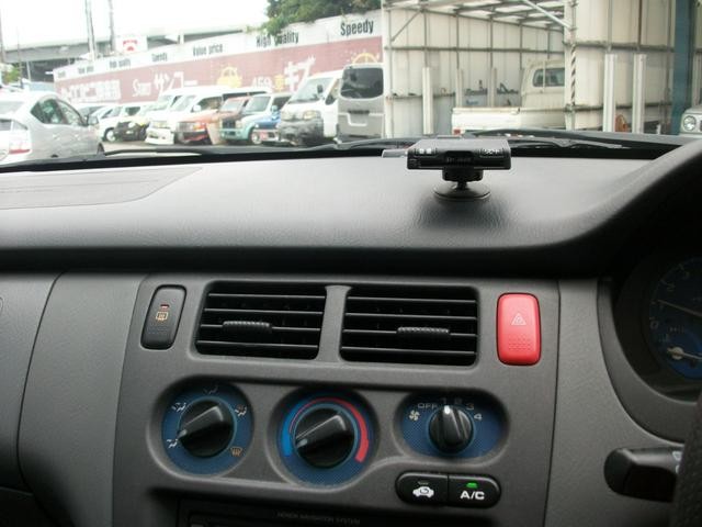 0500469A30260705W00112.jpg