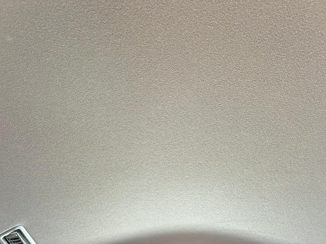 0560069A20260416W01413.jpg