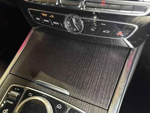 4e037f443a43e70fc472d925cc4ad981.jpg