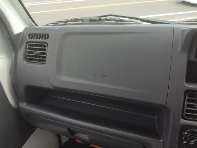0541551A30260524W00114.jpg