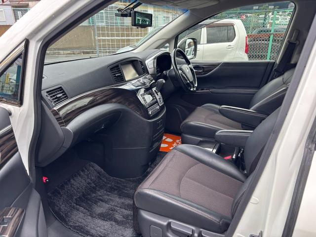 0705528A30260626W00111.jpg