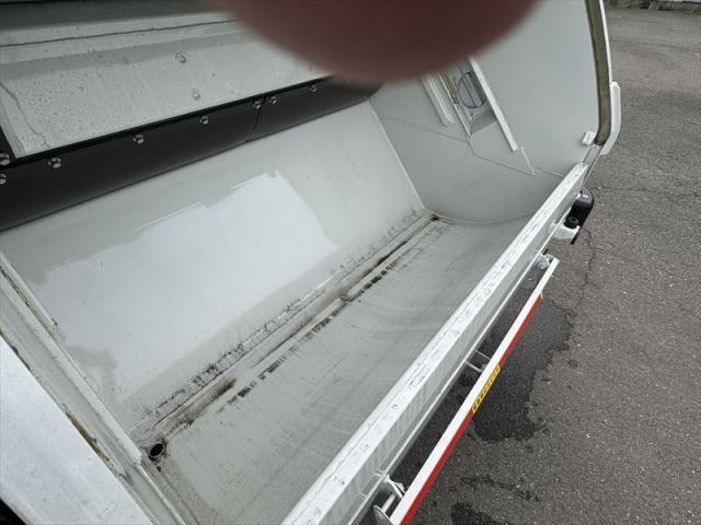 57192ca095ea40698e8a02060f127977.jpg