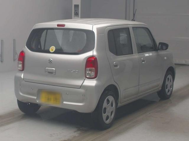 27185432_carP_l_3.jpg