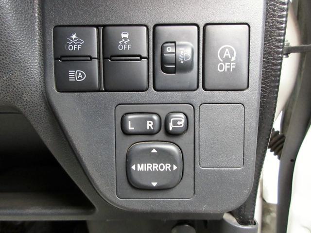 0503263A30260605W00610.jpg