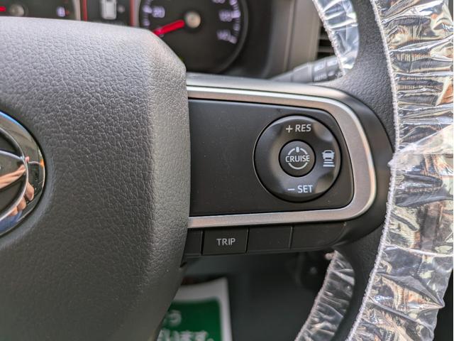 0541568A30260530W00111.jpg
