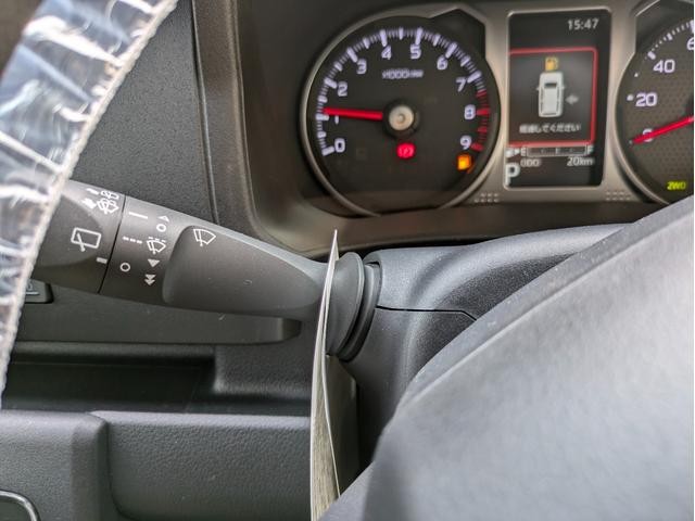 0541568A30260530W00117.jpg