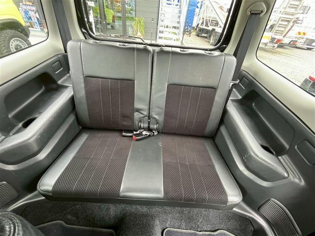38232e3a293de417d7e4febe99ec2d26.jpg