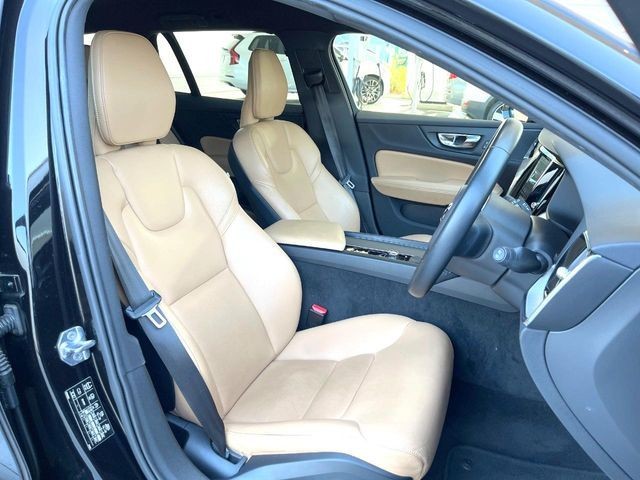 1b5ada2499459f15a4e2ee5596a8d1e2.jpg