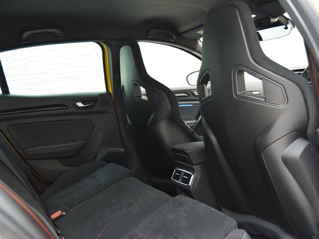9200363A30261019W00311.jpg