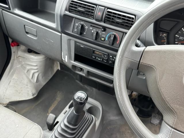 0302083A30260706W00210.jpg
