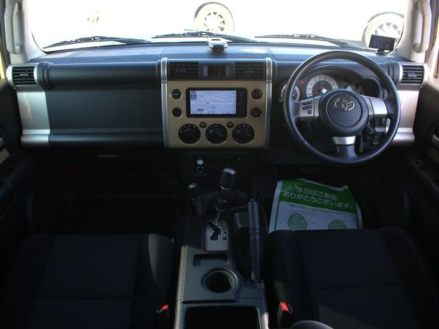 0520046A30260719W00303.jpg